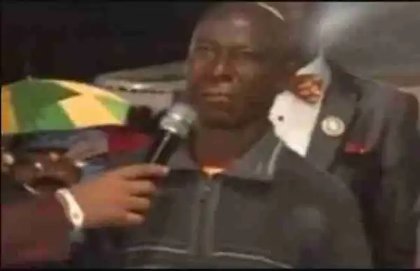 Man Faints After Apostle Suleiman Gives Him N1M (Watch)